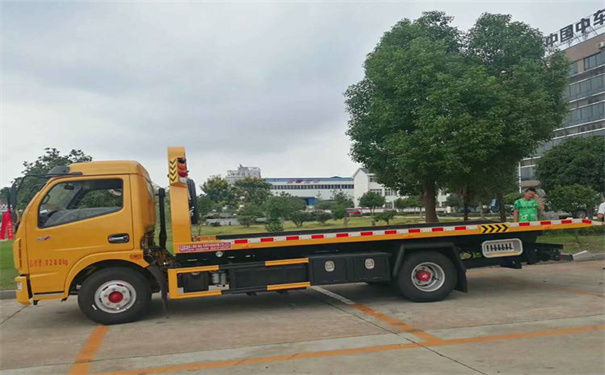 眉山定远24小时拖车救援电话号码，定远道路救援公司怎么收费的